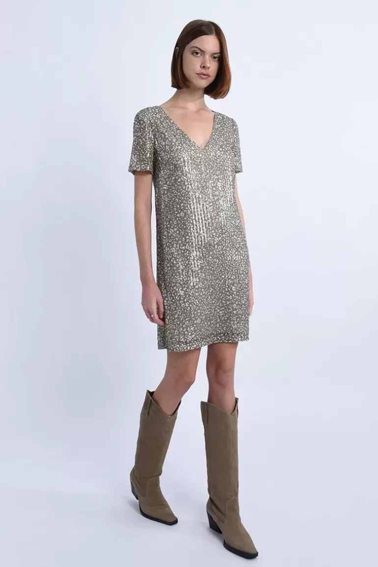 Robe courte encolure V