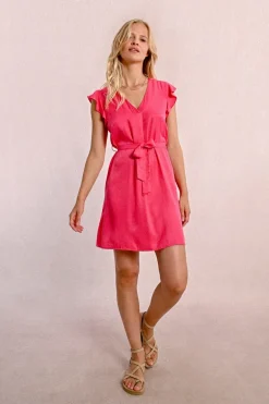 Robe courte et nouable à la taille