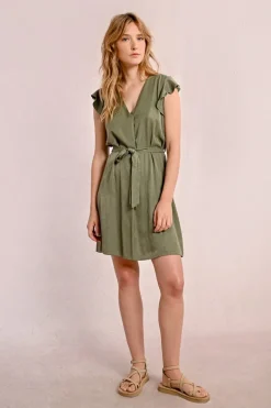 Robe courte et nouable à la taille