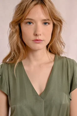Robe courte et nouable à la taille