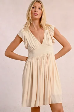 Robe courte plissée