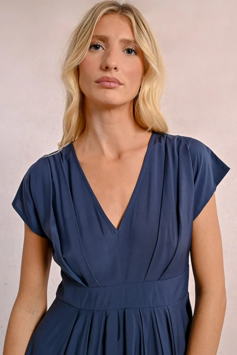 Robe courte plissée