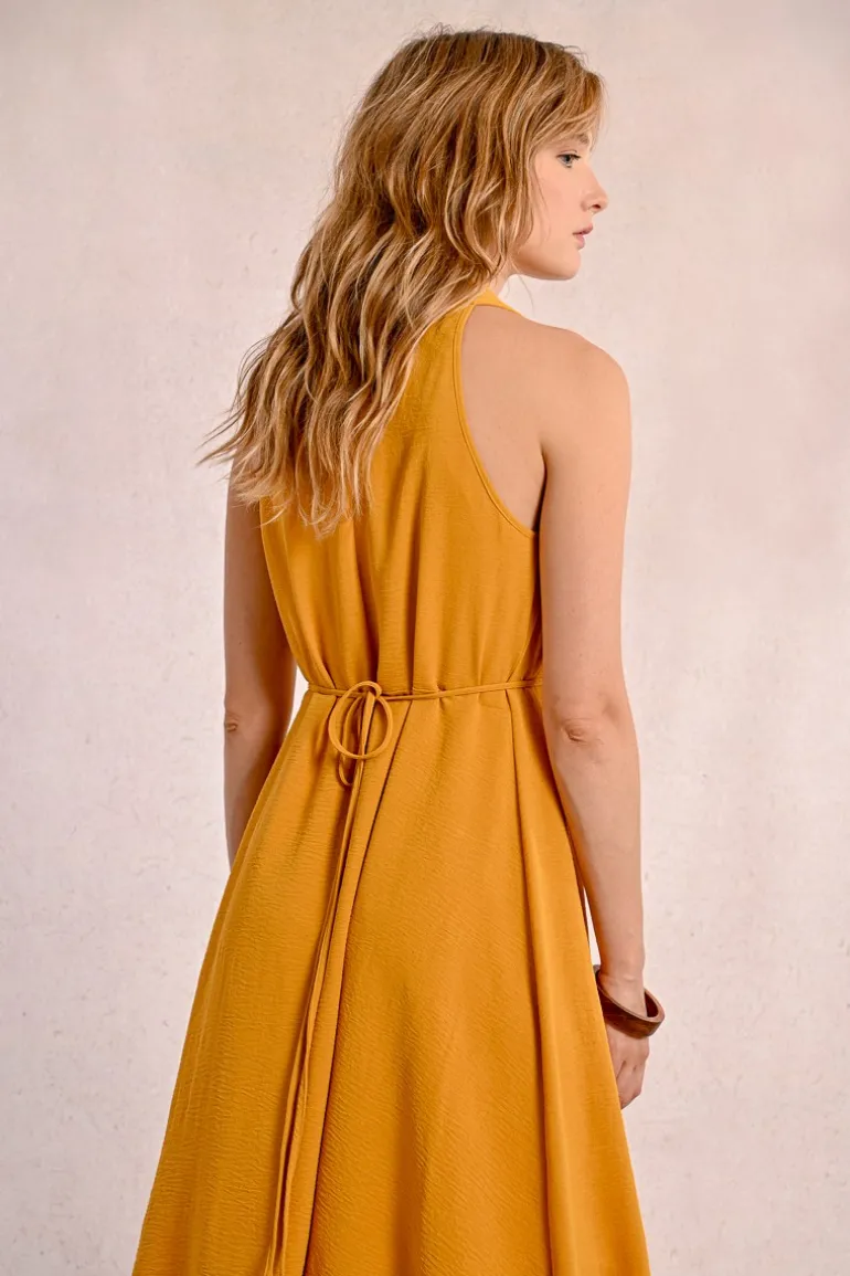 Robe courte plissée