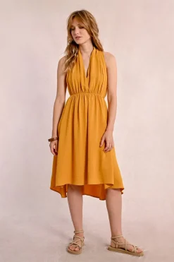 Robe courte plissée