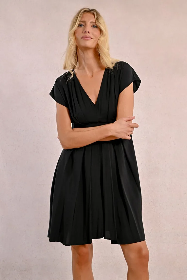 Robe courte plissée