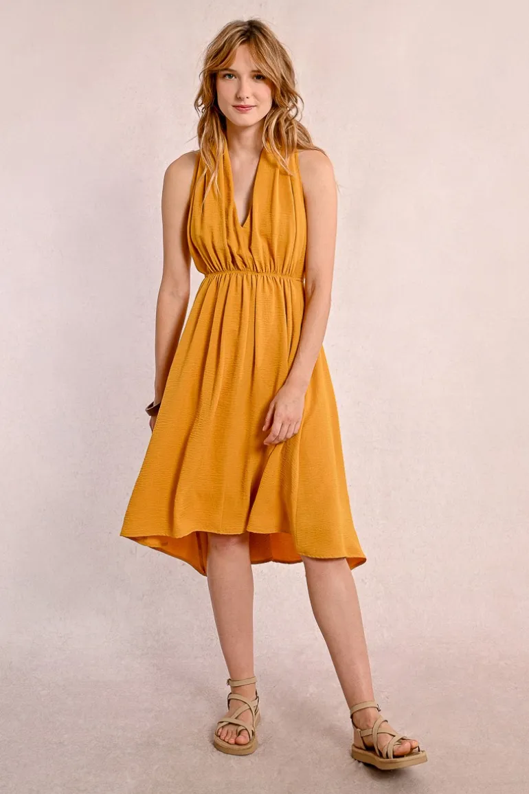 Robe courte plissée