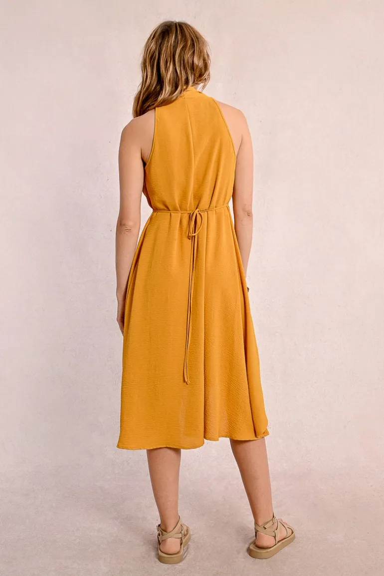 Robe courte plissée