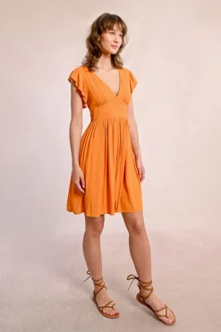 Robe courte plissée