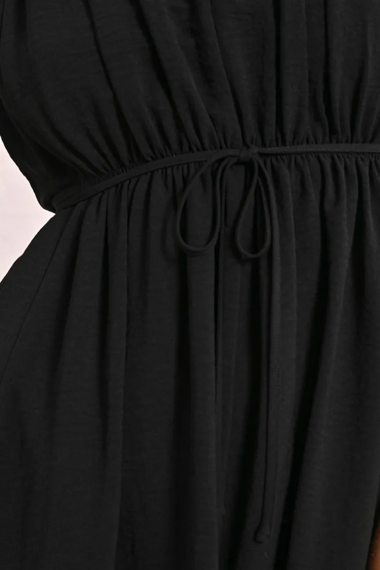 Robe courte plissée