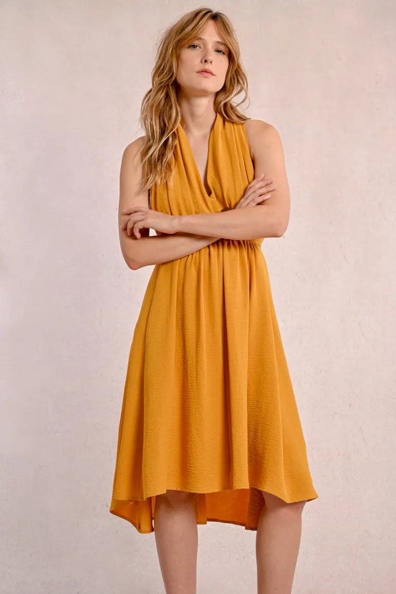 Robe courte plissée