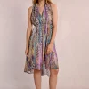 Robe courte plissée et imprimée