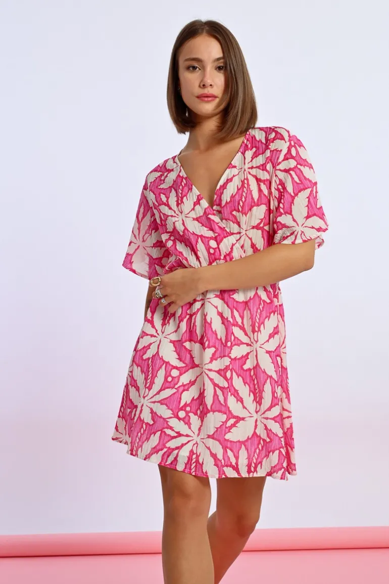 Robe courte, portefeuille
