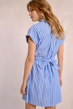Robe courte rayée et croisée