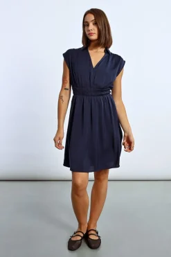 Robe courte, taille élastiquée