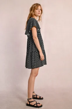 Robe courte, évasée à pois