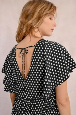 Robe courte, évasée à pois