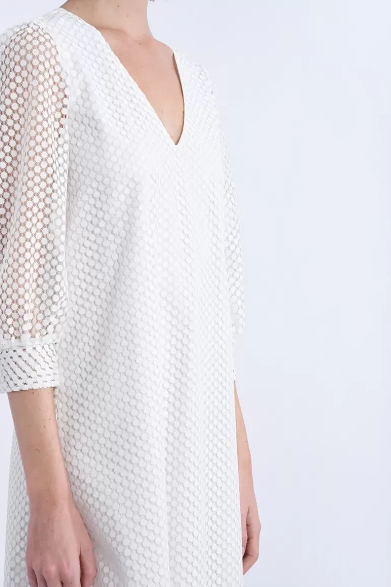 Robe courte évasée en dentelle