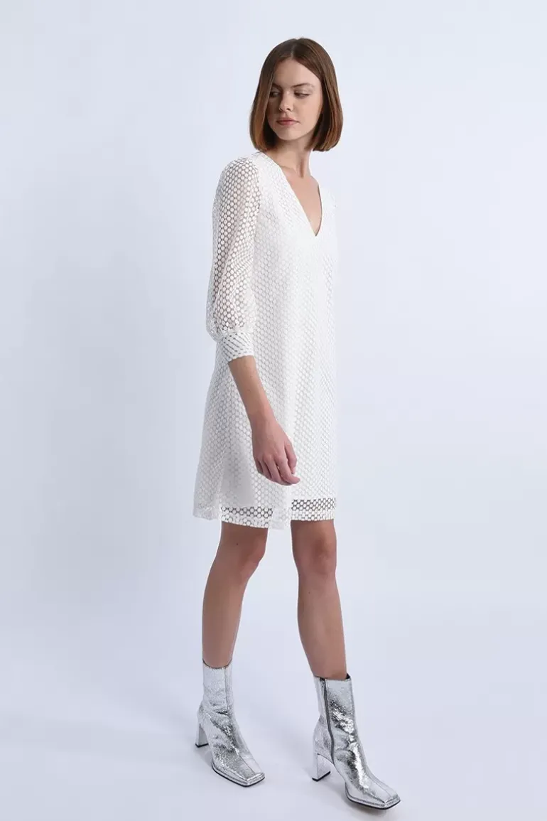 Robe courte évasée en dentelle