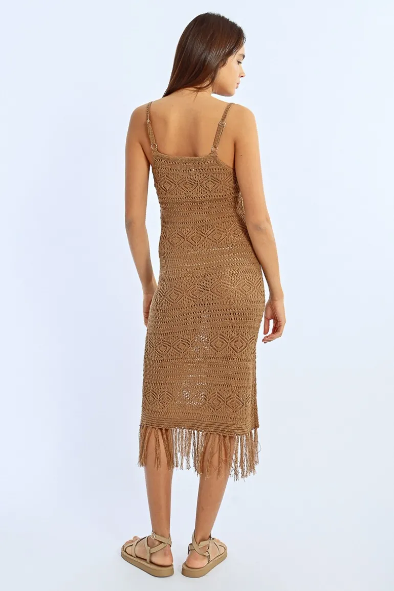 Robe en crochet à franges