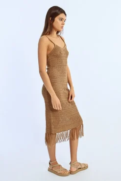 Robe en crochet à franges