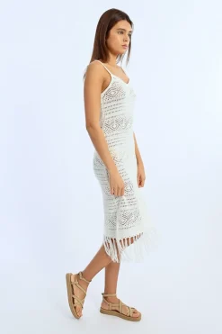 Robe en crochet à franges
