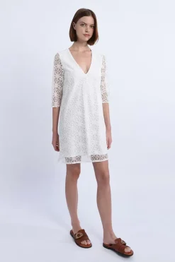 Robe en dentelle