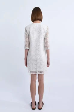 Robe en dentelle