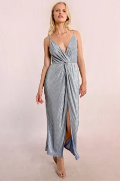 Robe fendue