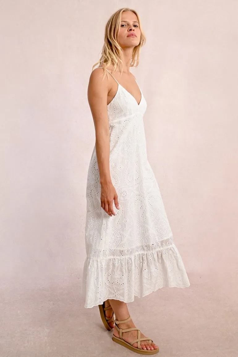 Robe longue à broderies anglaises, dos nu