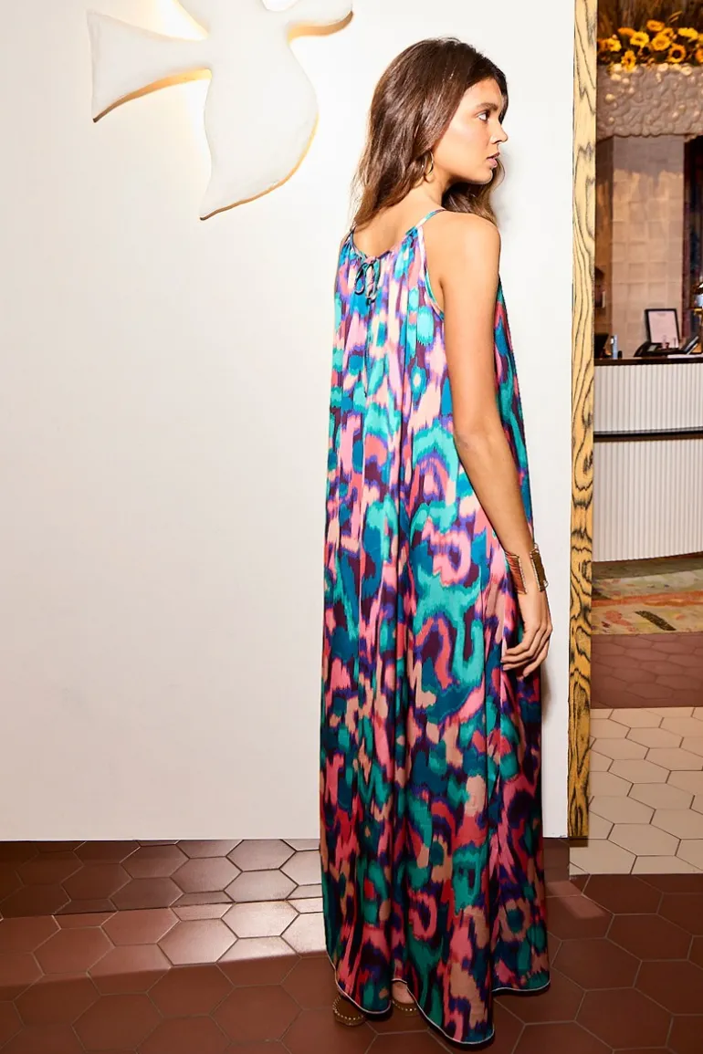Robe longue à fines bretelles