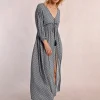 Robe longue à taille élastiquée
