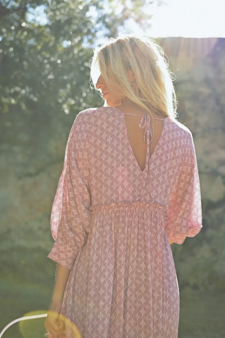Robe longue à taille élastiquée