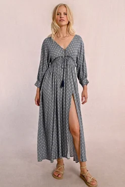 Robe longue à taille élastiquée