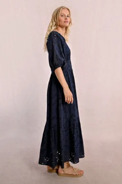 Robe longue en broderie ajourée