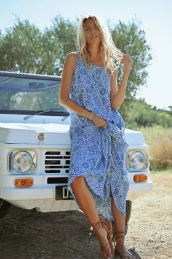 Robe longue imprimée à fines bretelles