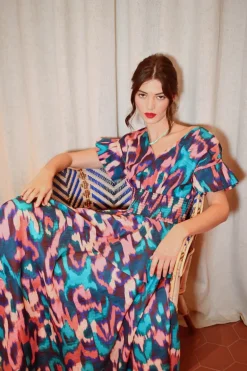 Robe longue, multiple volants