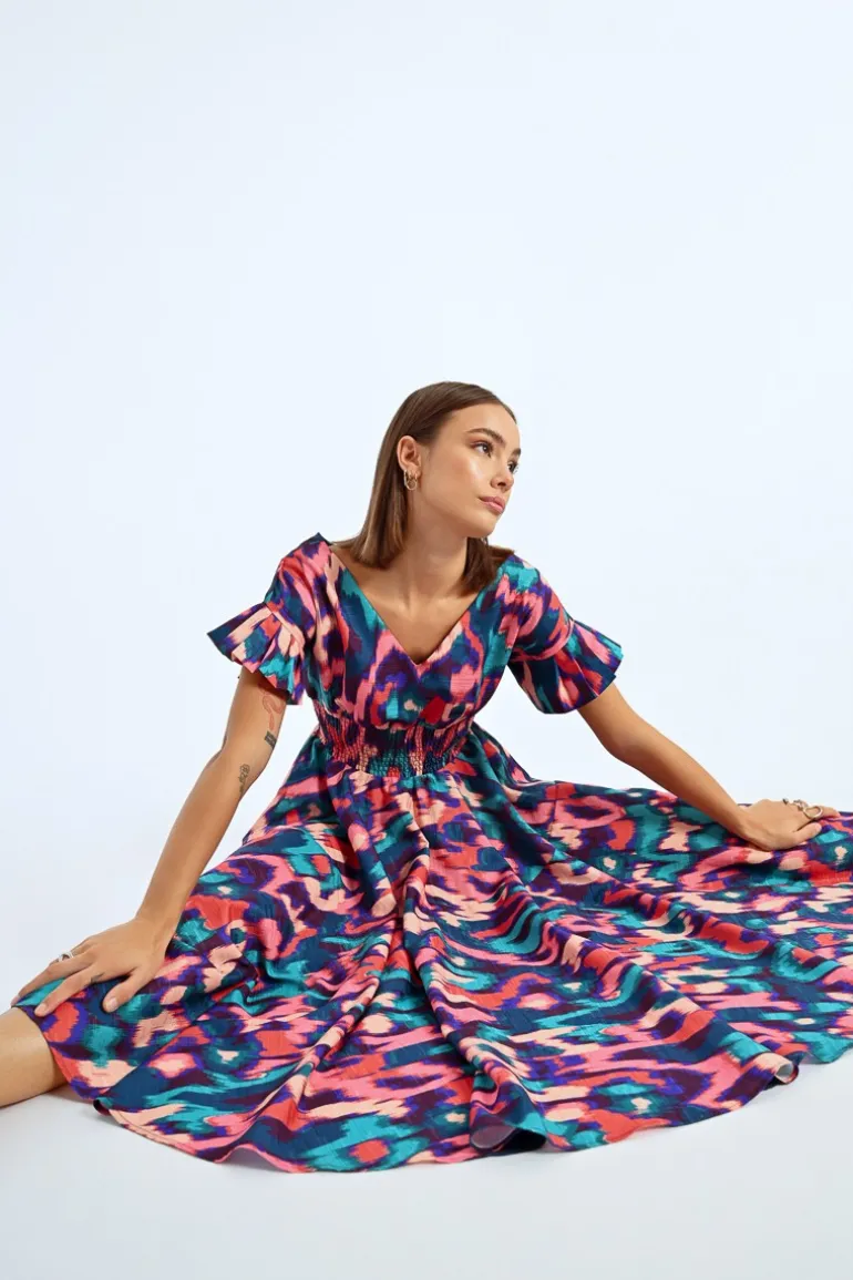 Robe longue, multiple volants