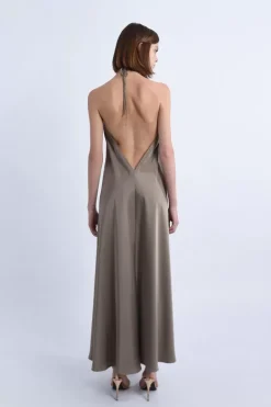Robe longue satinée