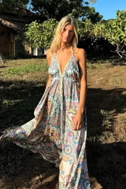 Robe longue satinée