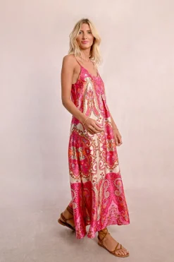 Robe longue satinée à bretelles