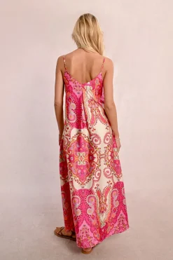 Robe longue satinée à bretelles