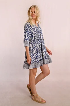 Robe style kimono