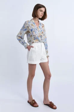 Short dentelle taille haute