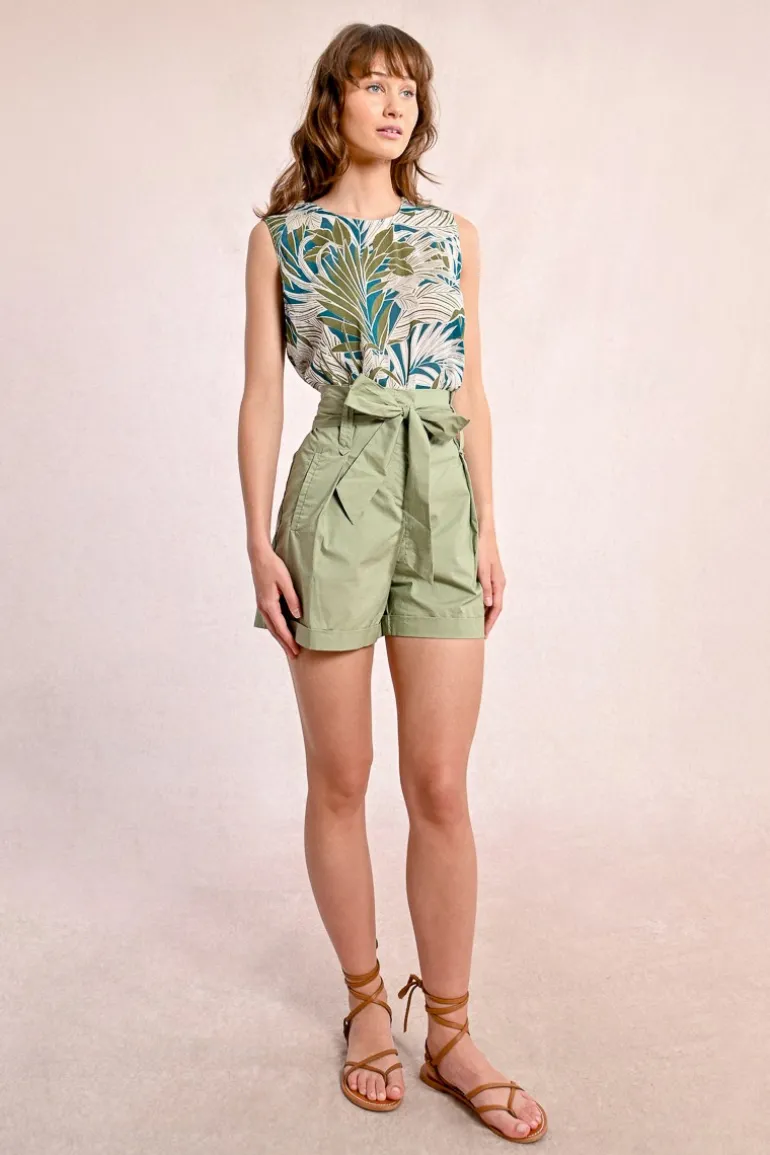 Short effet trench