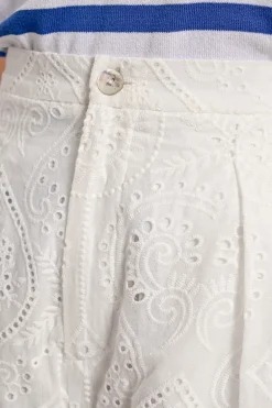 Short en broderies anglaises
