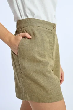 Short en lin, taille haute