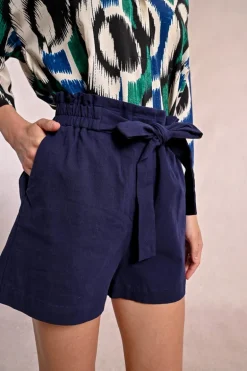Short fluide ceinturé