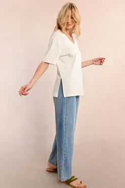 Tee-shirt col V