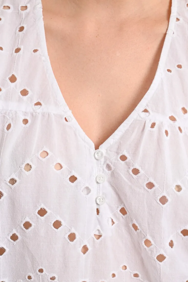 Top en broderie ajourée