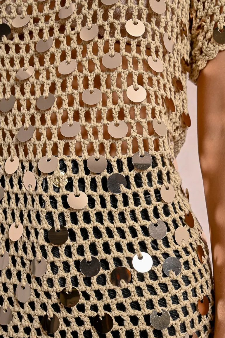 Top en crochet et sequins